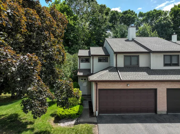 81 Oak Forest Drive #81, Manchester, CT 06042