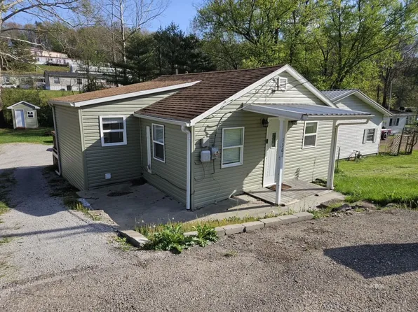 1361 Ohio Ave, Logan, OH 43138