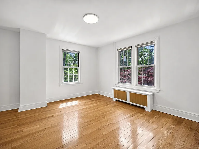 155 Sunset Ln — Photo 22