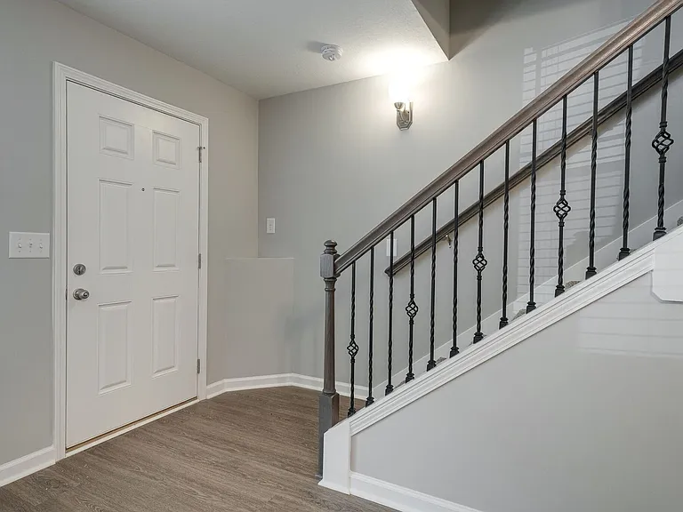 225 Woodland Valley Ln — Photo 9
