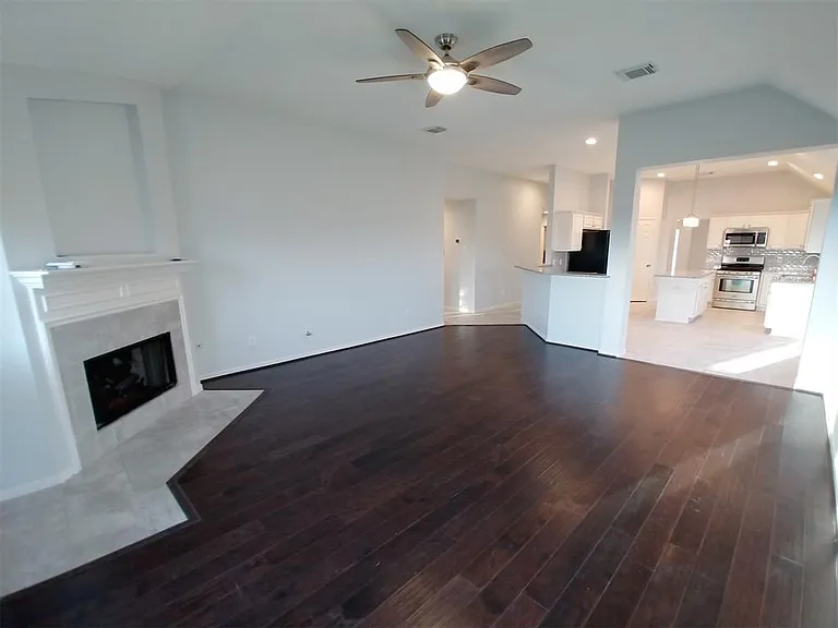 8911 Starlamp Ln — Photo 14