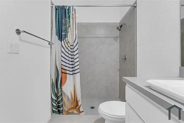424 NE 4th Ave #424 — Photo 6