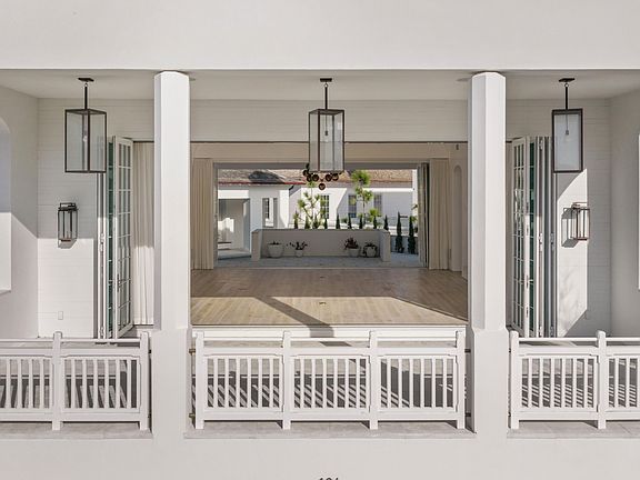 5th image of 136 Kaiya Ave