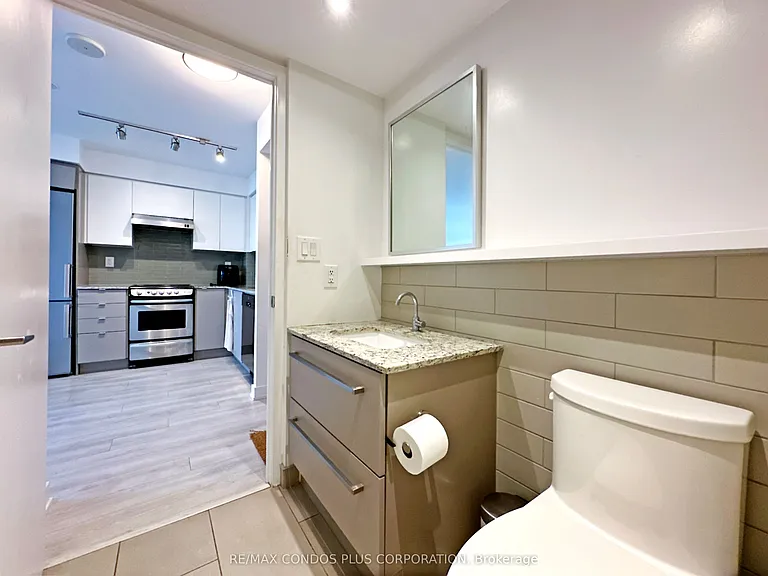 160 Flemington Rd #1116 — Photo 12