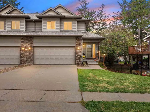 1157 Winchester Ln, North Liberty, IA 52317