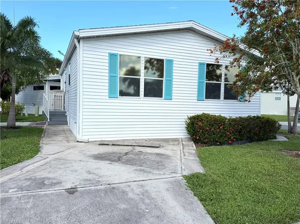 4700 Sawmill DR W, ESTERO, FL 33928