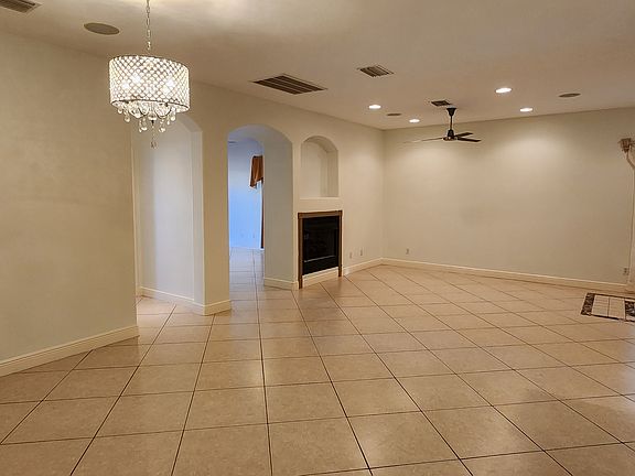 5th image of 20003 Nob Oak Ave