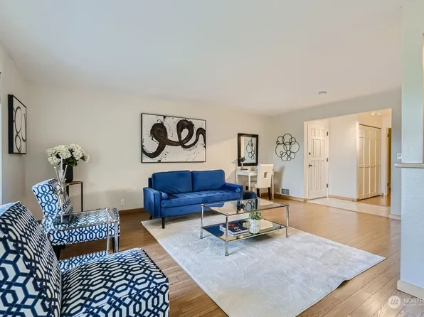 1702 NE 179th Street #A201, Shoreline, WA 98155