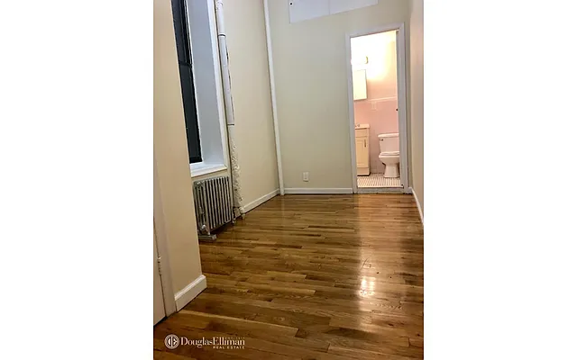 Rented by Douglas Elliman | media 31