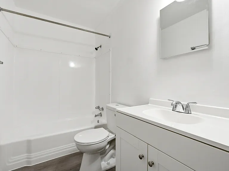 7569 Mentor Ave — Photo 10