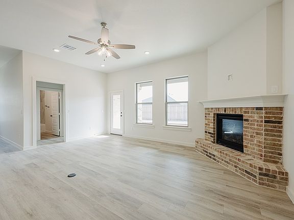 7th image of this home