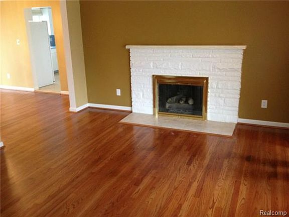 3rd image of 7040 Amboy St