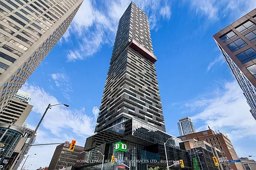 8 Eglinton Ave E #4008 Photo 1