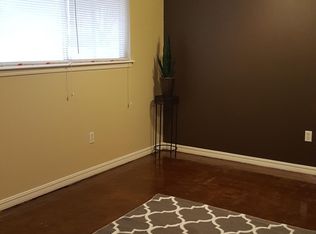 415 N Baumann Ave APT 3, Edmond, OK 73034