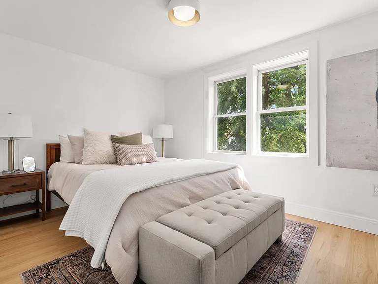 123 Tudor St — Photo 18