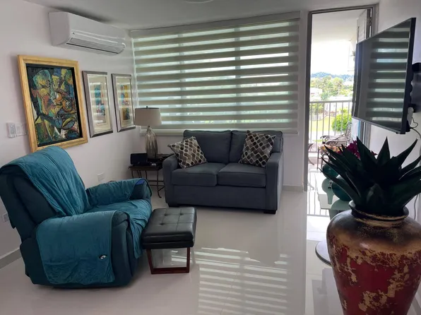 Atrium Park APT C-704, Guaynabo, PR 00969