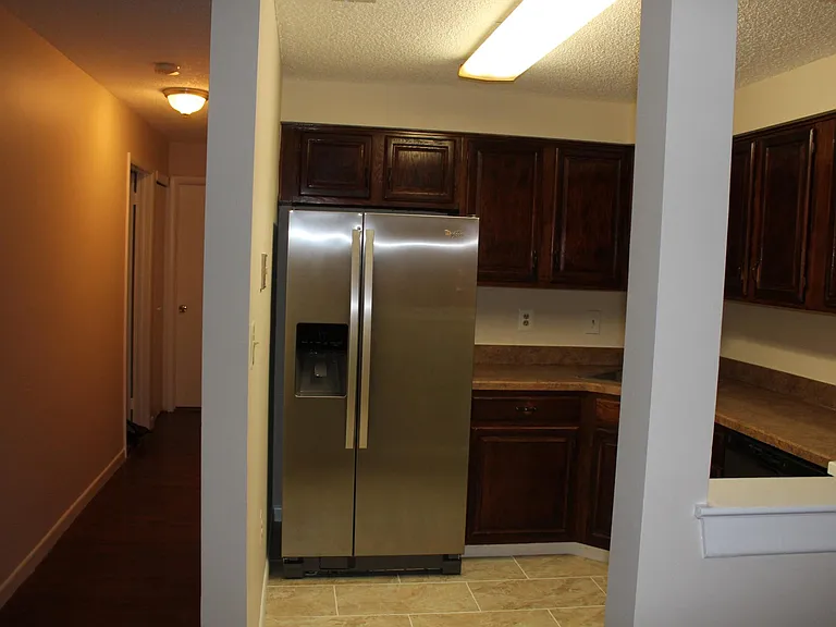 Tamarron Dr — Photo 7