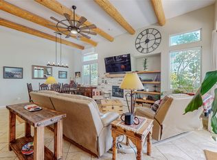 19B Deans Ct, Santa Fe, NM 87508