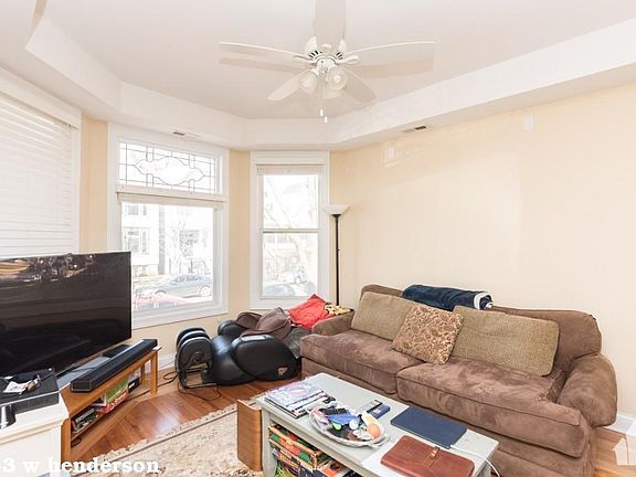 4th image of 1943 W Henderson St #1724