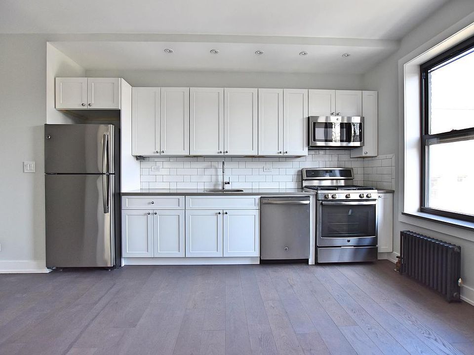 1st image of 1059 Union St APT 4B