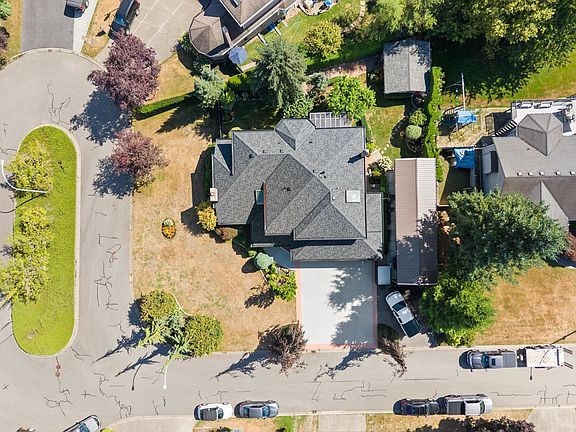 3rd image of 14972 81a Ave