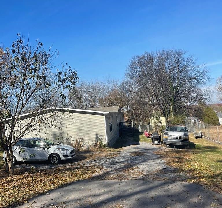 1st image of 1815 Griffin Ave
