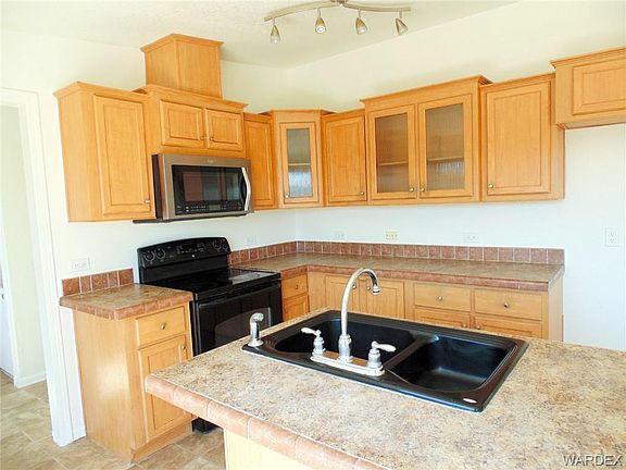 5th image of 2125 E Hackamore Dr