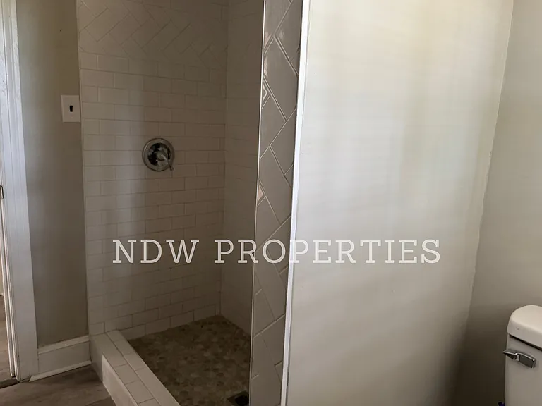 1203 Waverly Rd NW — Photo 15