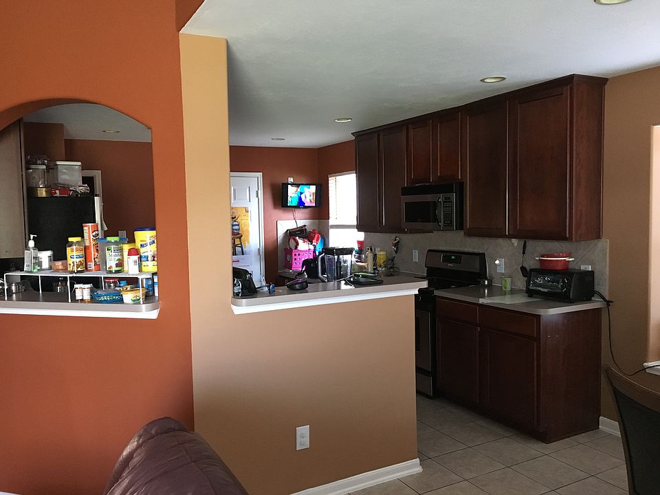 1st image of 12603 Canyon Echo Dr