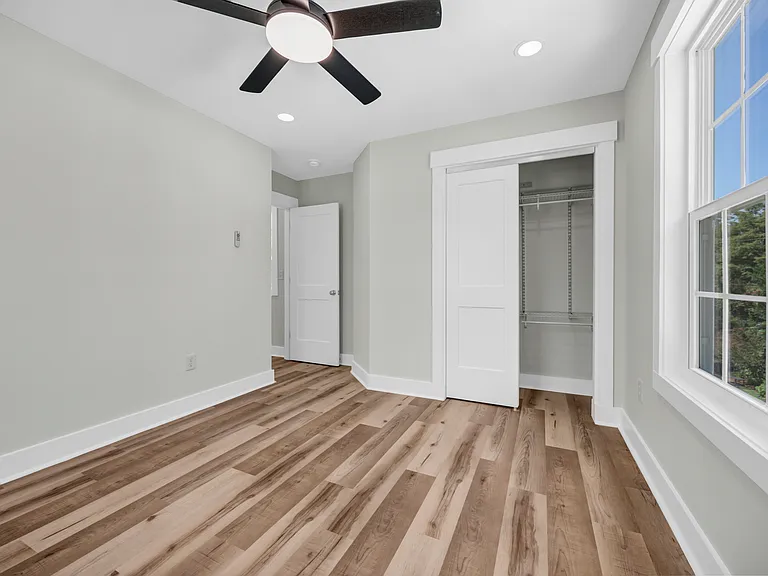 1158 Olympia Ave — Photo 26
