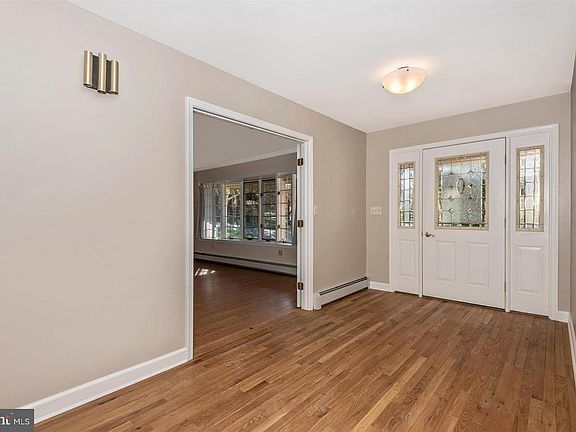 Main Entrance/Foyer