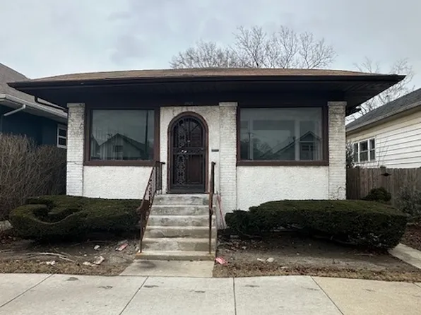 3621 N Kimball Ave, Chicago, IL 60618