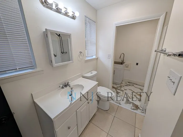 1342 Belleair Rd — Photo 17