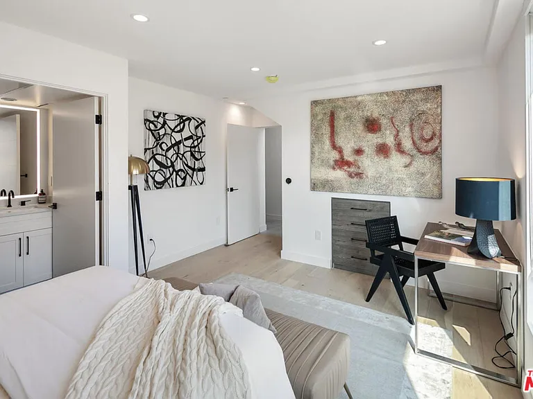 5167 W Mid City Ct — Photo 8