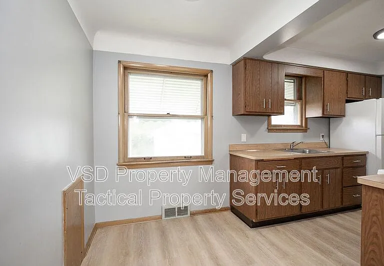 19268 Stafford Ave — Photo 12