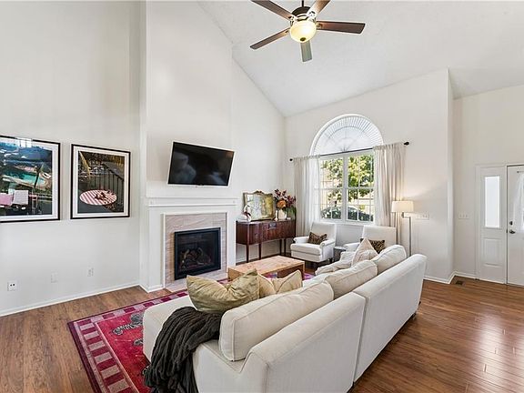 4th image of 5780 Apache Dr