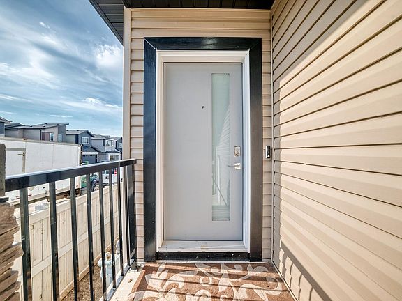 4th image of 3605 41st Ave