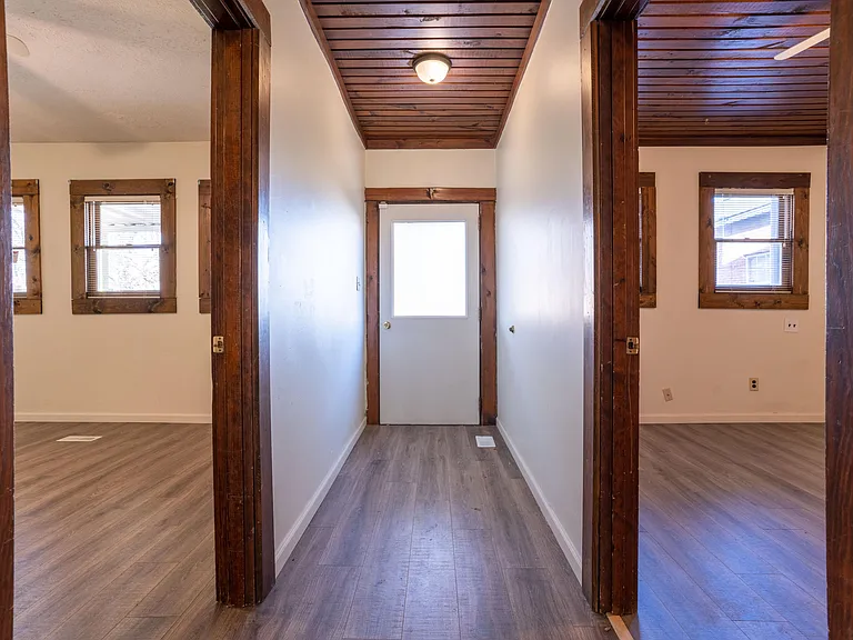 919 Franklin St — Photo 30