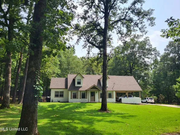 127 Webb Ln, Flowood, MS 39232