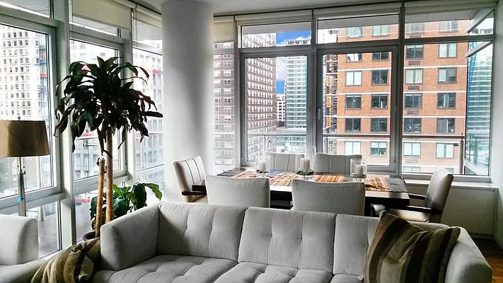 Rented by Brooklyn Bridge | media 4