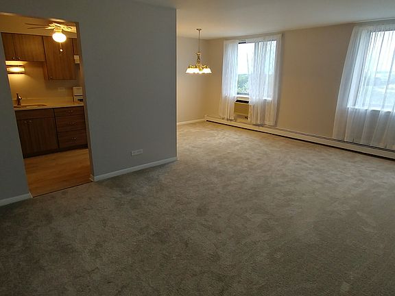 4th image of 9745 S Karlov Ave APT 603
