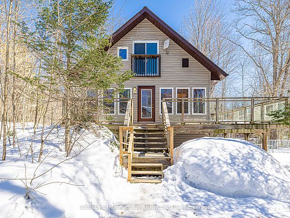 3rd image of 98 Black Rd