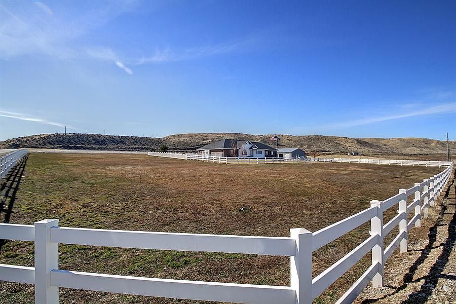 1st image of 6505 Horse Haven Ln