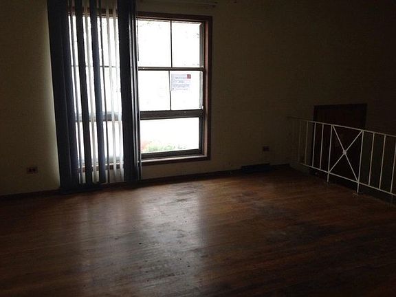 4th image of 13266 S Vernon Ave