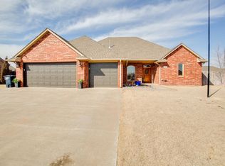 4608 Starlight Cir, Enid, OK 73703