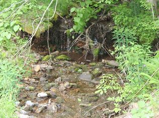 1825 E Fork Ln, Rocky Gap, VA 24366