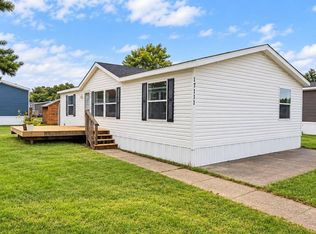 17111 Michigan Dr, Spring Lake, MI 49456