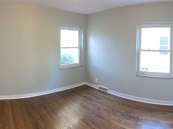 Bedroom - Panoramic View