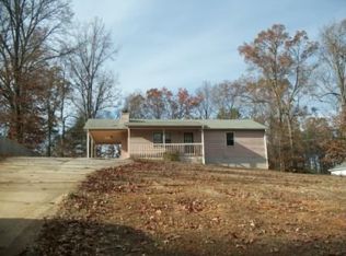674 Old Cumming Rd, Sugar Hill, GA 30518