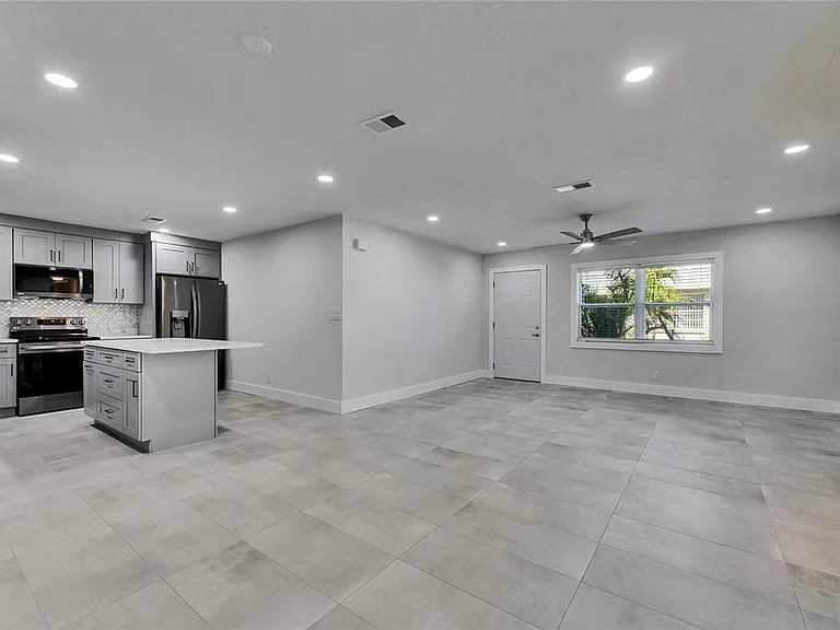 1025 Apollo Beach Blvd #1 — Photo 21